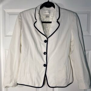 Casual Corner Vintage White Blazer with Black Trim